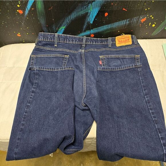 Mens Levi Strauss 550's‎ 44x30 Jeans Relaxed Fit - Picture 3 of 5